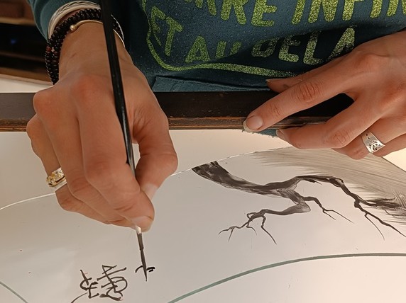 Techniques de la peinture sur verre par Amandine Steck