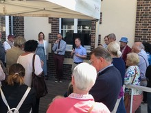 Inauguration de l'exposition MURANO 1920-2020 en présence du maire de Conches Jérôme Pasco, de son adjointe à la culture et conseillère départementale Claire Lacampagne-Crochet, du directeur du Musée Eric Louet et de son équipe du musée du verre