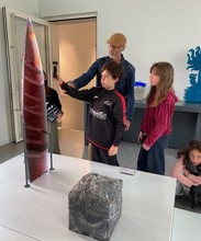 Le musée du Verre de Conches à hauteur de collégien ! 